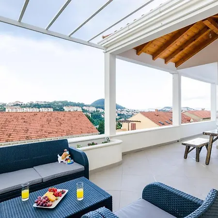 Miracle - Comfort Studio With Terrace And City View Apartman