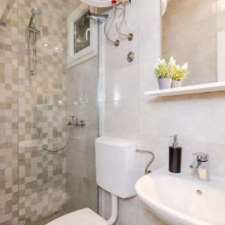 Miracle - Comfort Studio With Terrace And City View